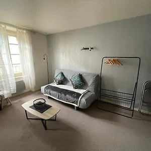 https://superbe-appartement-au-bord-de-la-rivire.midi-pyreneeshotels.com