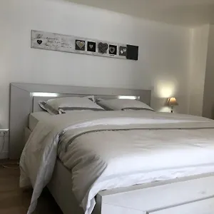 https://colomba.fr-provencehotel.com